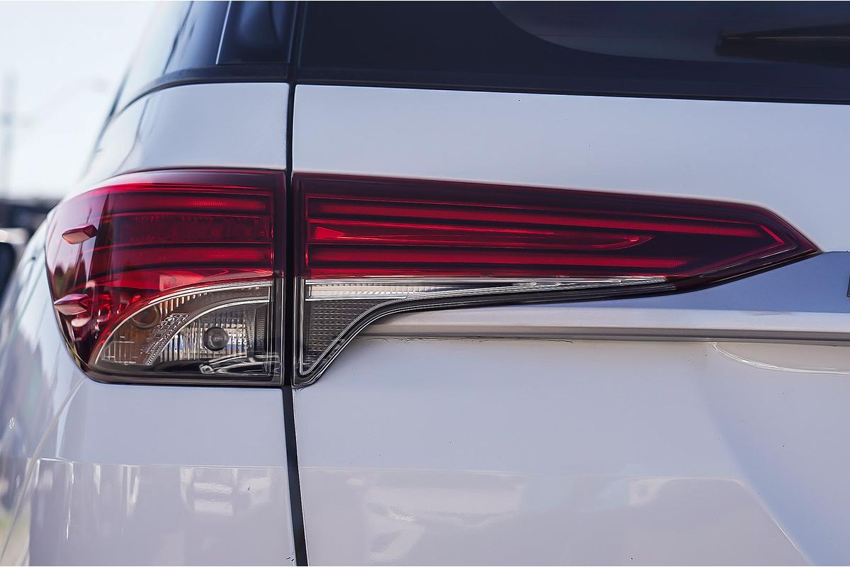 2017 Toyota Fortuner GX GUN156R