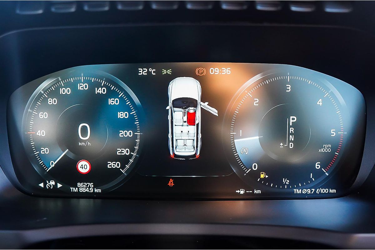 2019 Volvo XC90 D5 Momentum