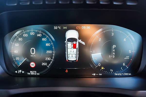 2019 Volvo XC90 D5 Momentum