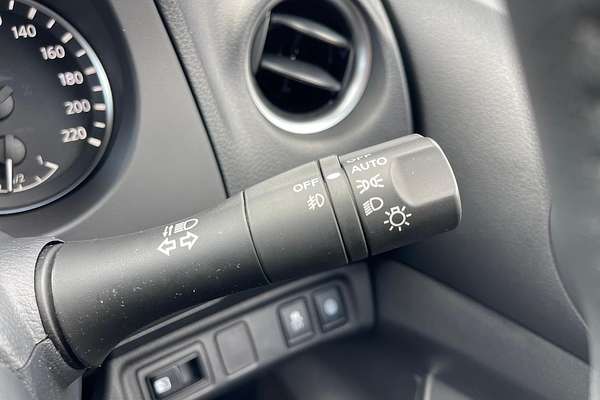 2023 Nissan Navara ST-X D23 4X4