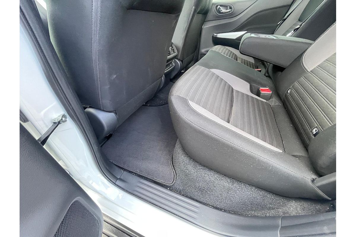 2023 Nissan Navara ST-X D23 4X4