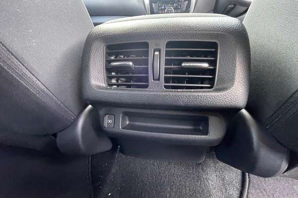 2023 Nissan Navara ST-X D23 4X4
