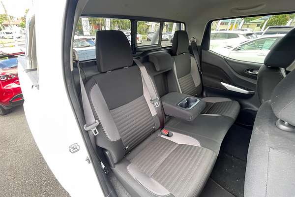 2023 Nissan Navara ST-X D23 4X4