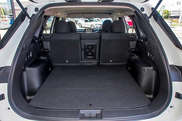 2024 Mitsubishi Outlander ES ZM