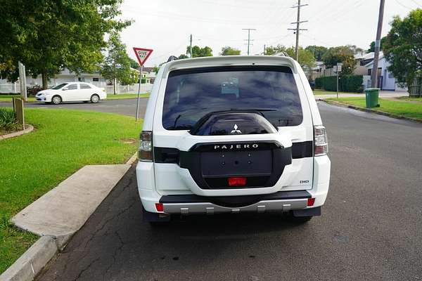 2017 Mitsubishi Pajero GLX LWB (4x4) NX MY17