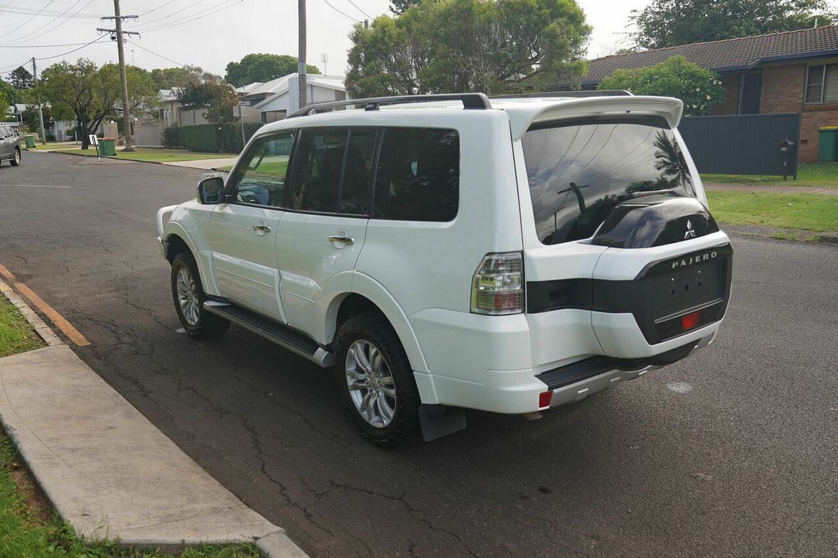 2017 Mitsubishi Pajero GLX LWB (4x4) NX MY17
