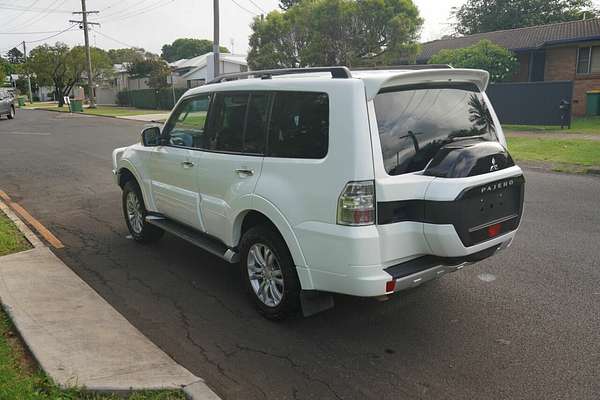 2017 Mitsubishi Pajero GLX LWB (4x4) NX MY17