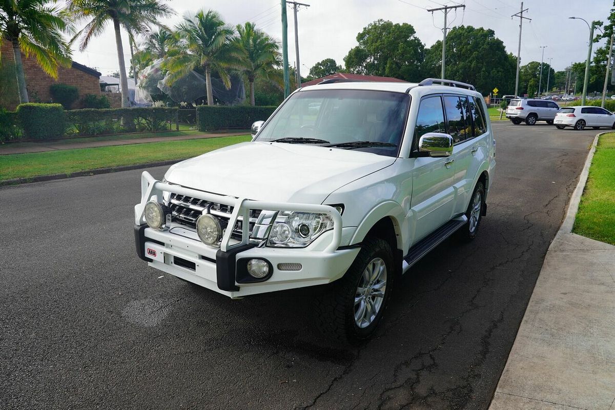 2017 Mitsubishi Pajero GLX LWB (4x4) NX MY17