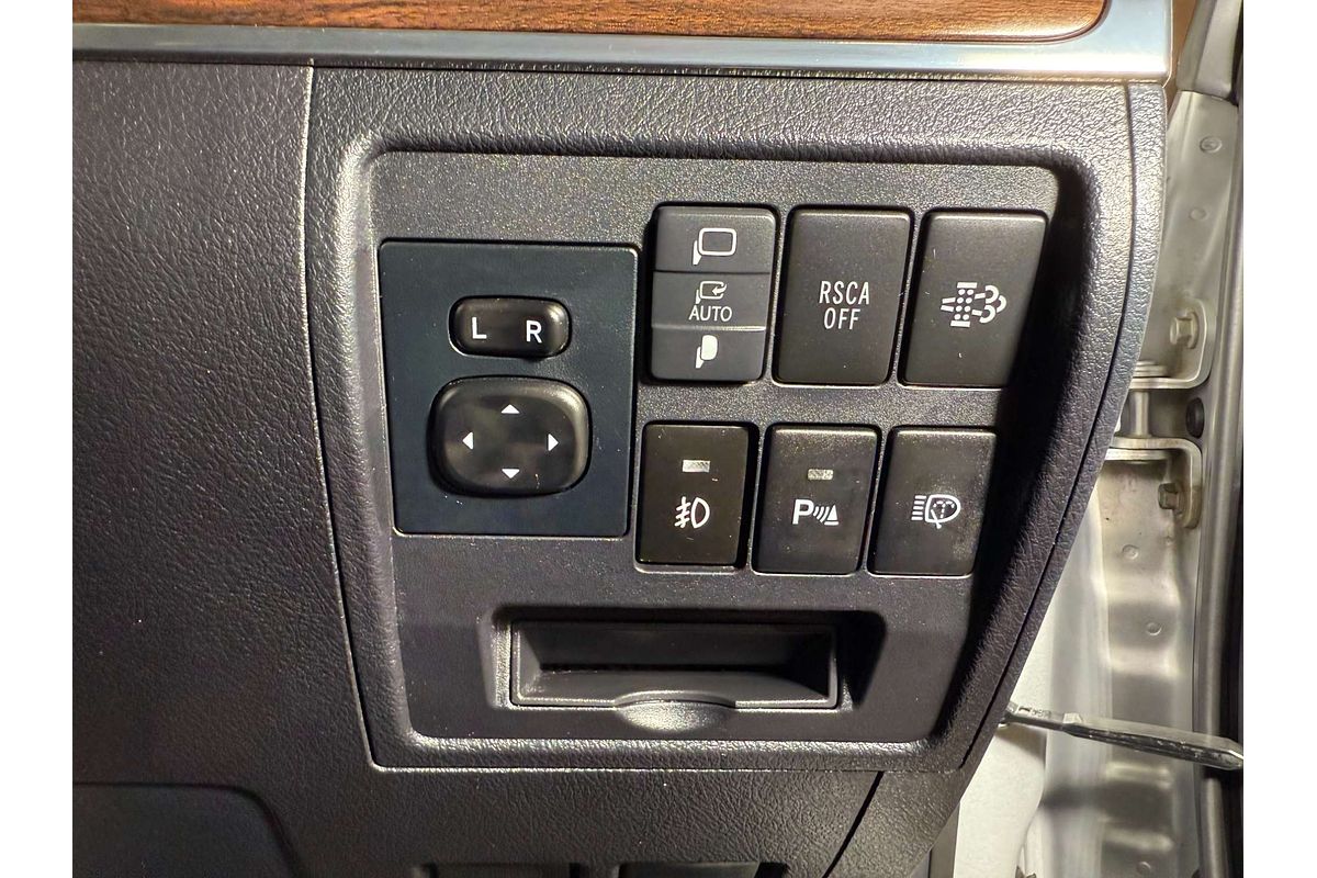 2020 Toyota Landcruiser VX VDJ200R