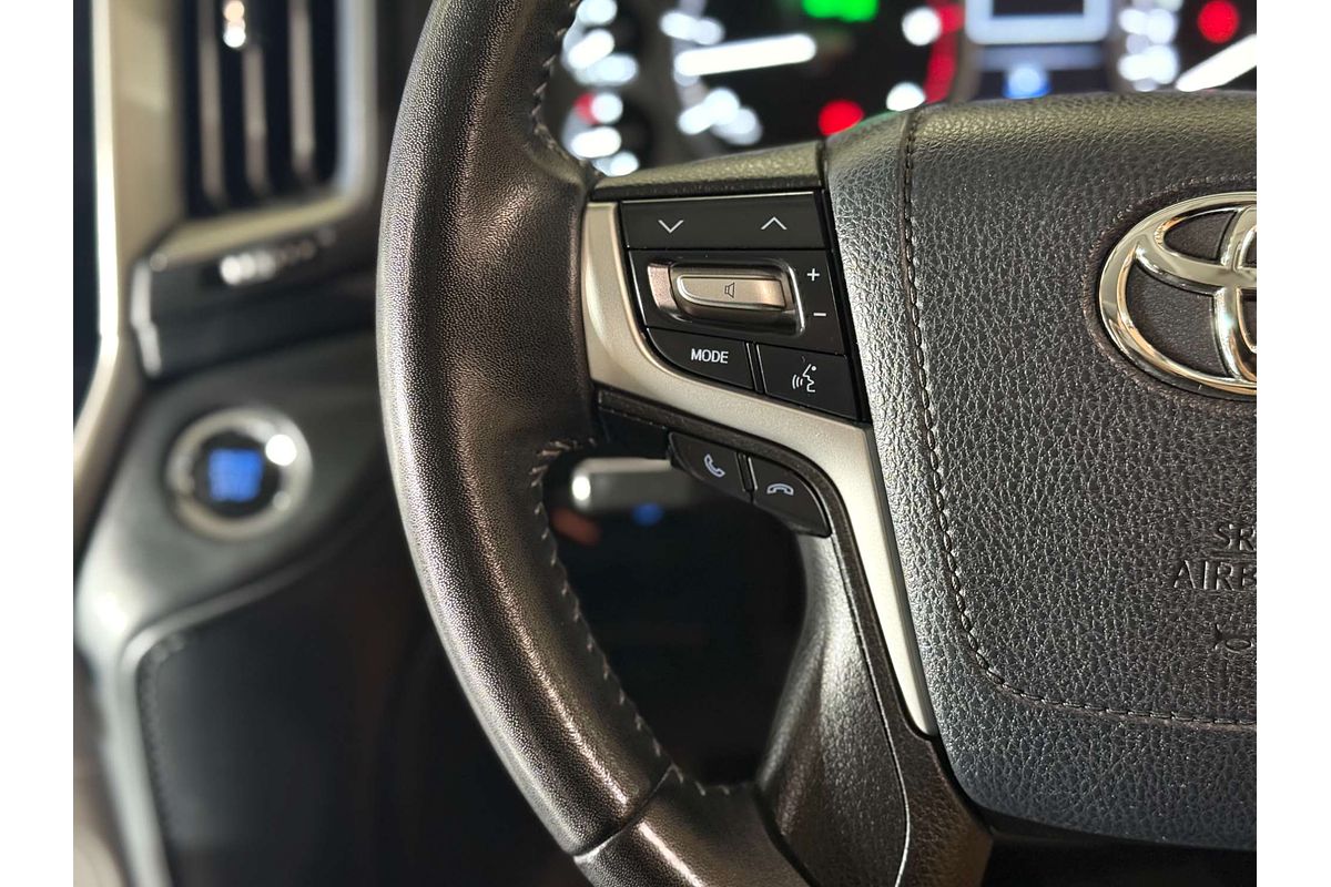 2020 Toyota Landcruiser VX VDJ200R
