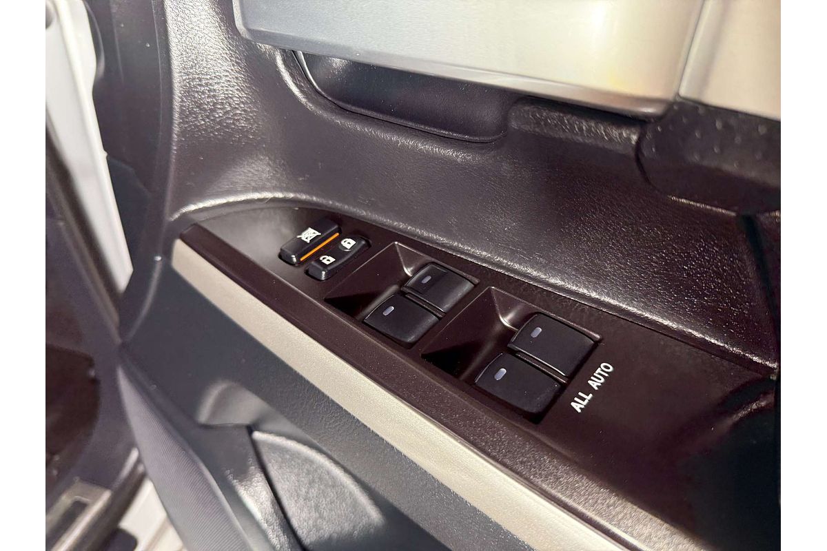 2020 Toyota Landcruiser VX VDJ200R