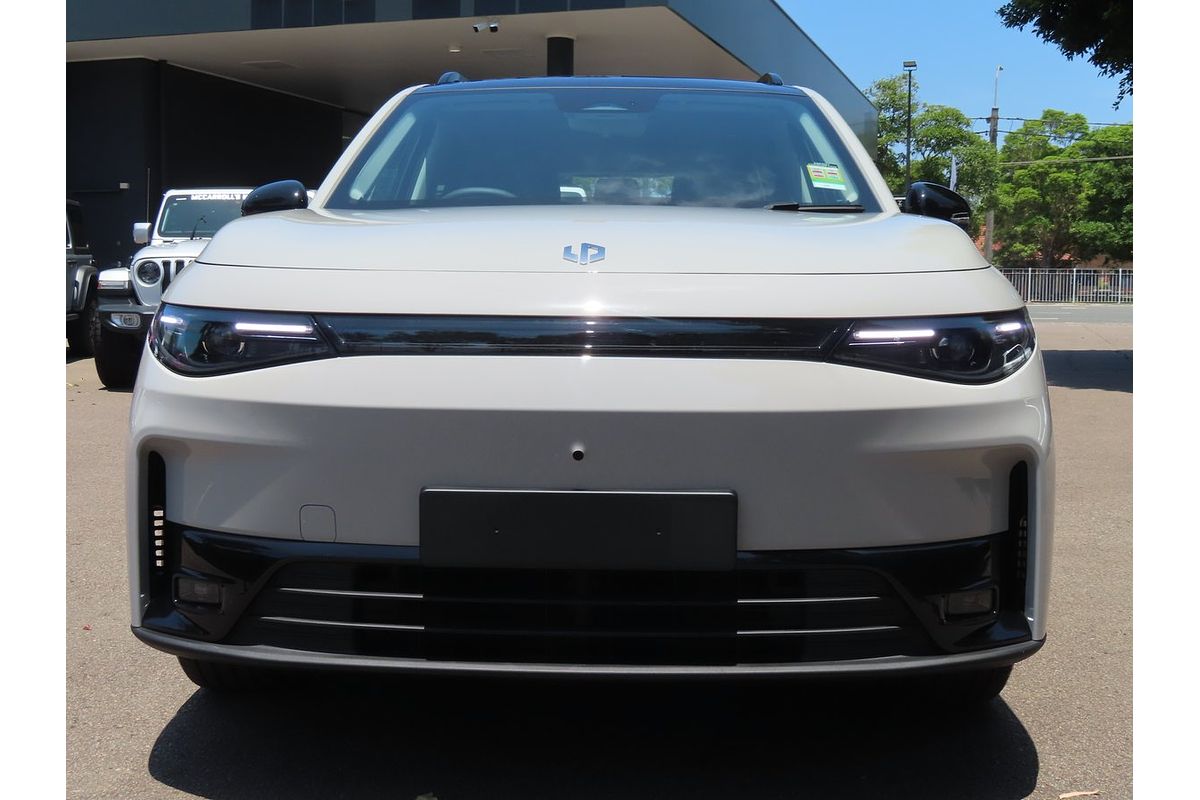 2024 Leapmotor C10 Design B11