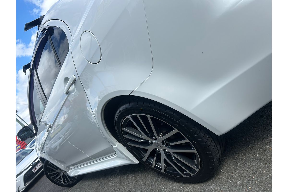 2016 Mitsubishi Lancer GSR CF