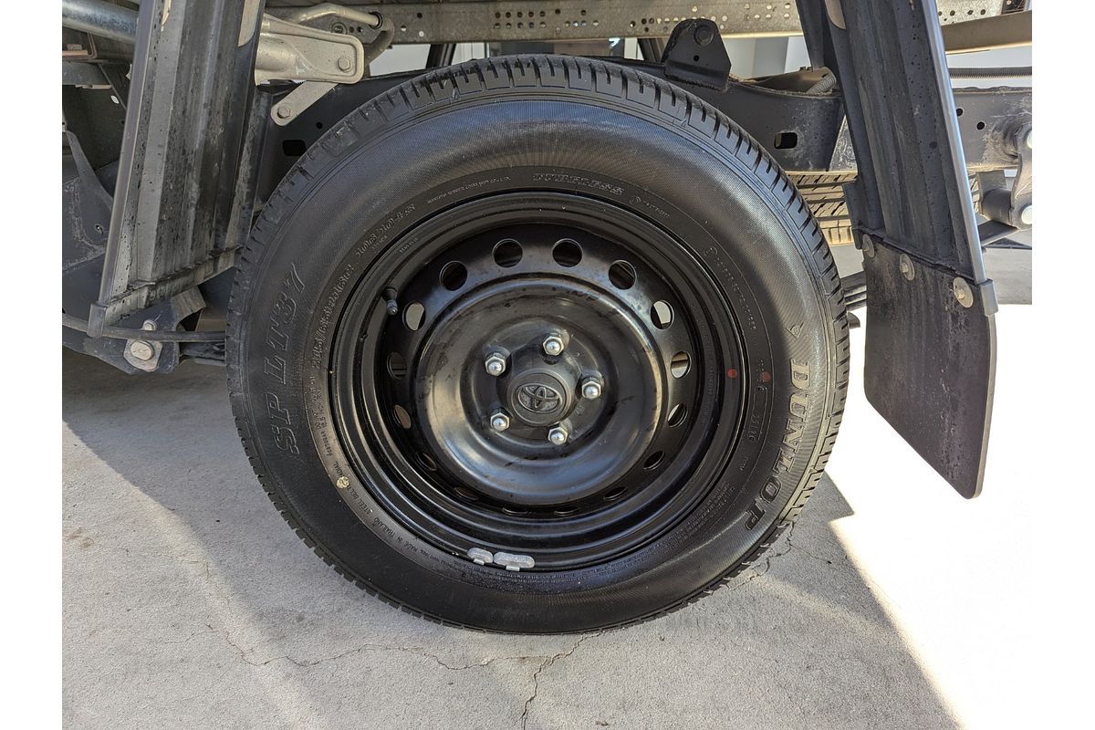 2019 Toyota Hilux Workmate TGN121R Rear Wheel Drive