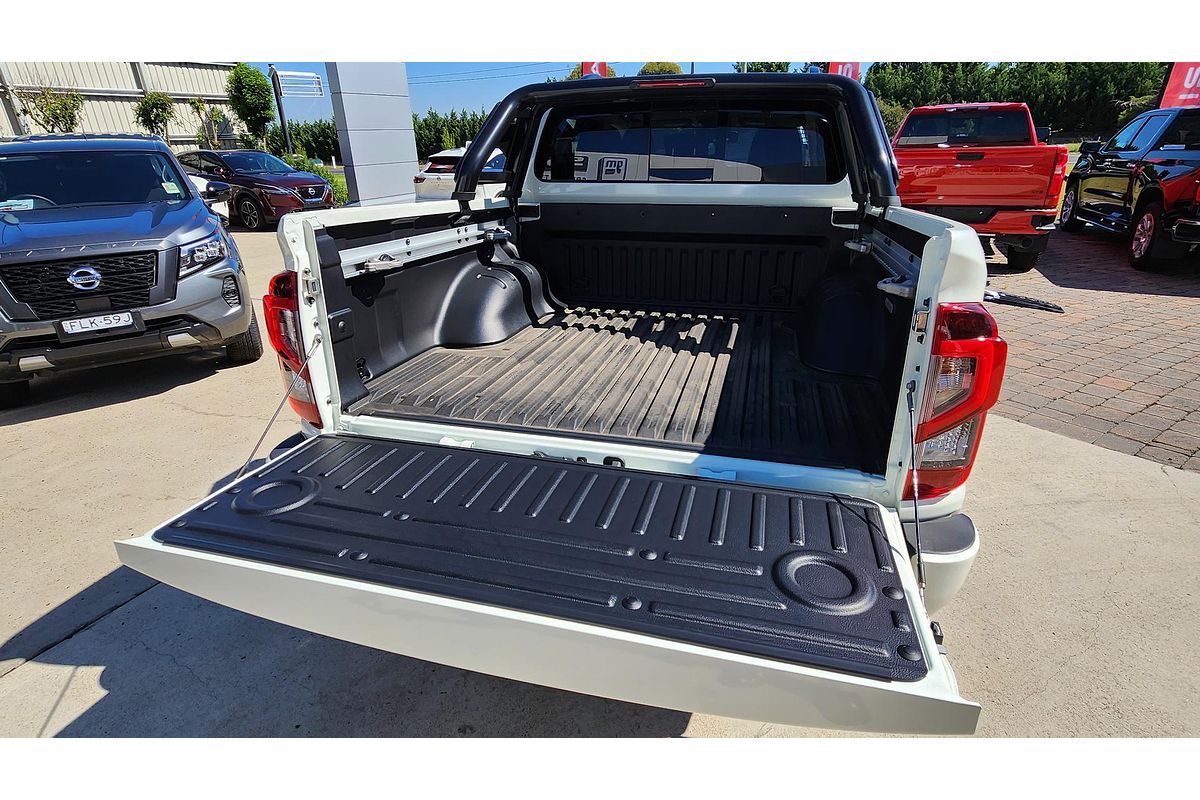 2024 Nissan Navara PRO-4X Warrior D23 4X4