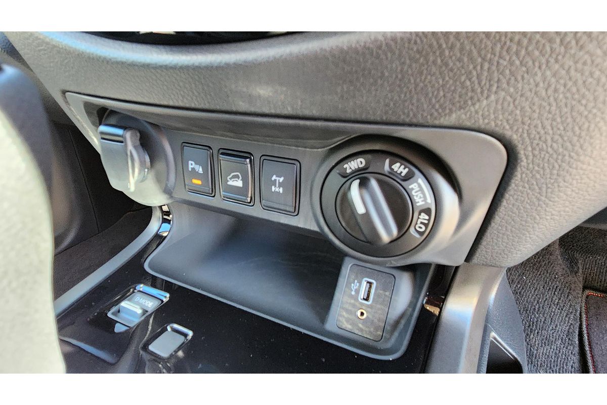 2024 Nissan Navara PRO-4X Warrior D23 4X4