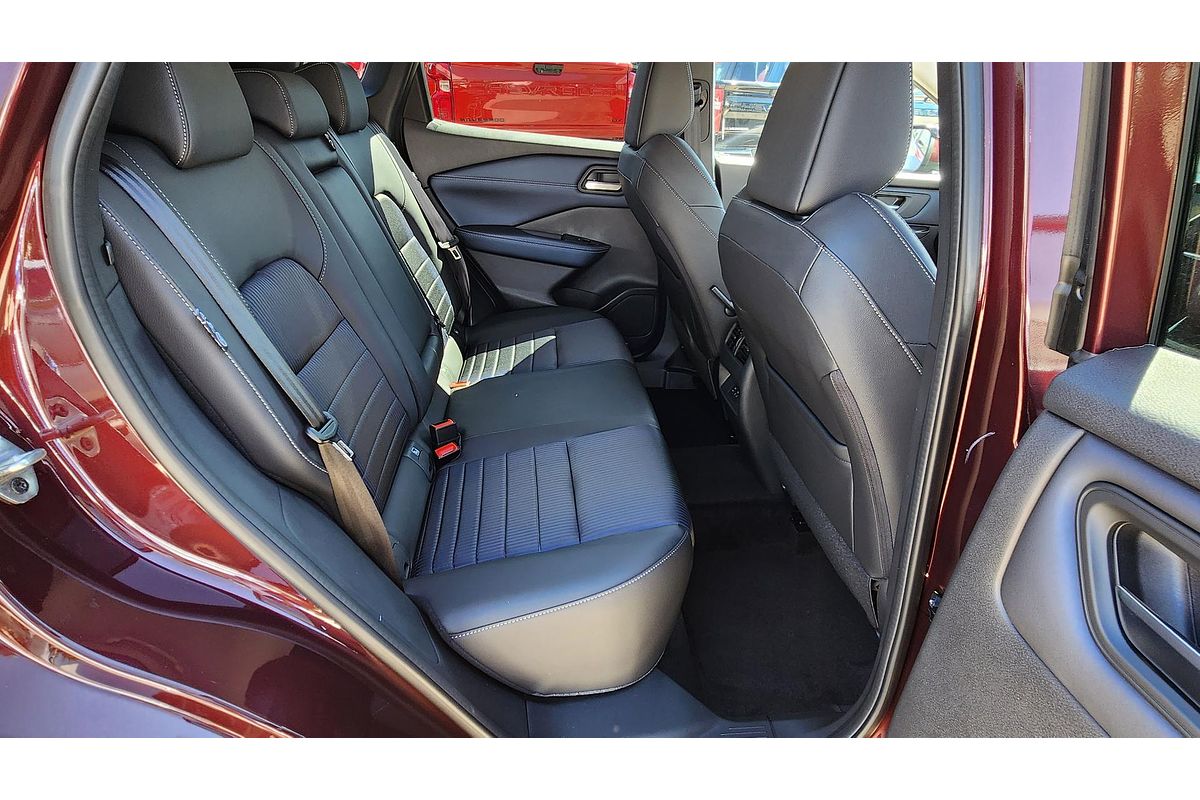 2024 Nissan QASHQAI ST-L J12