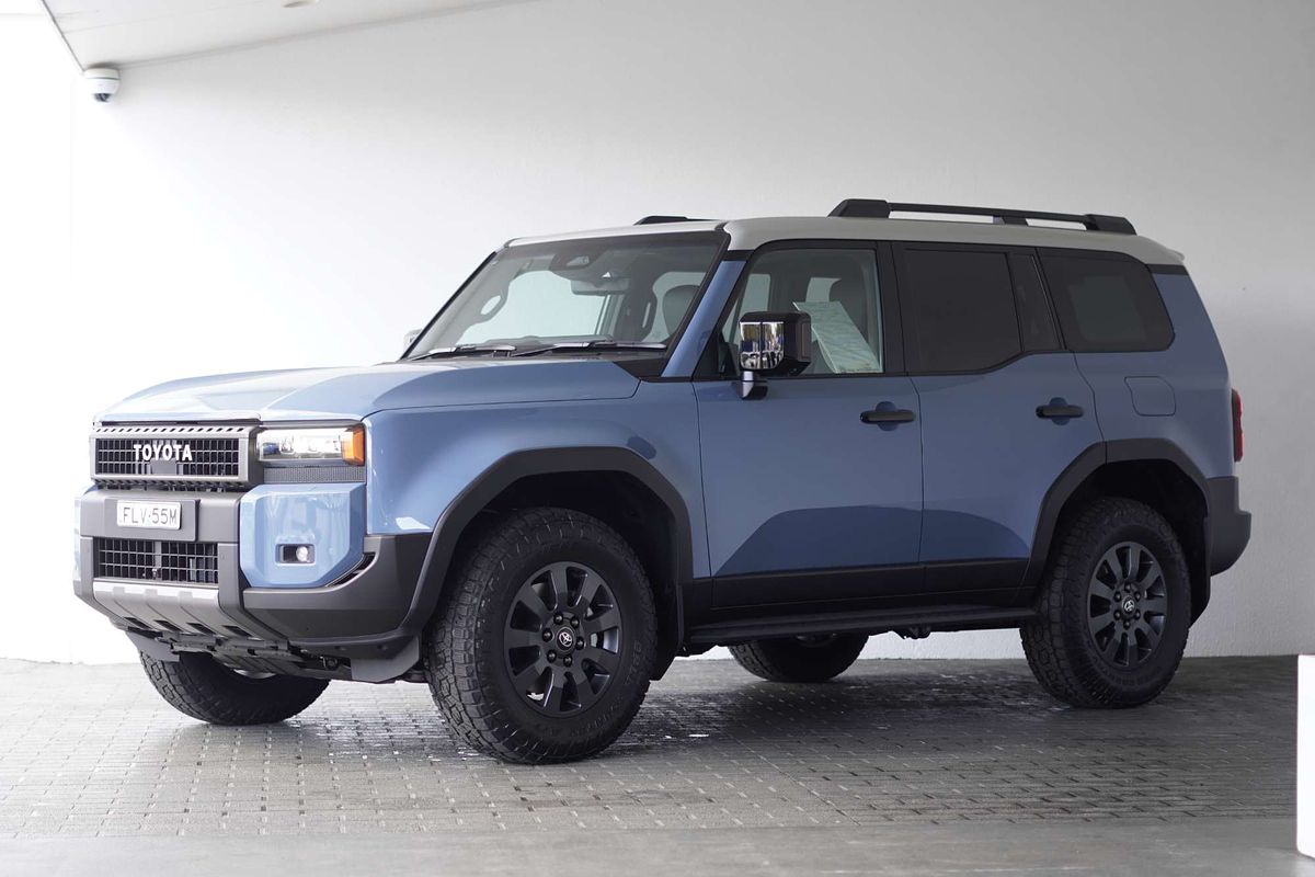 2024 Toyota Landcruiser Prado Altitude GDJ251R