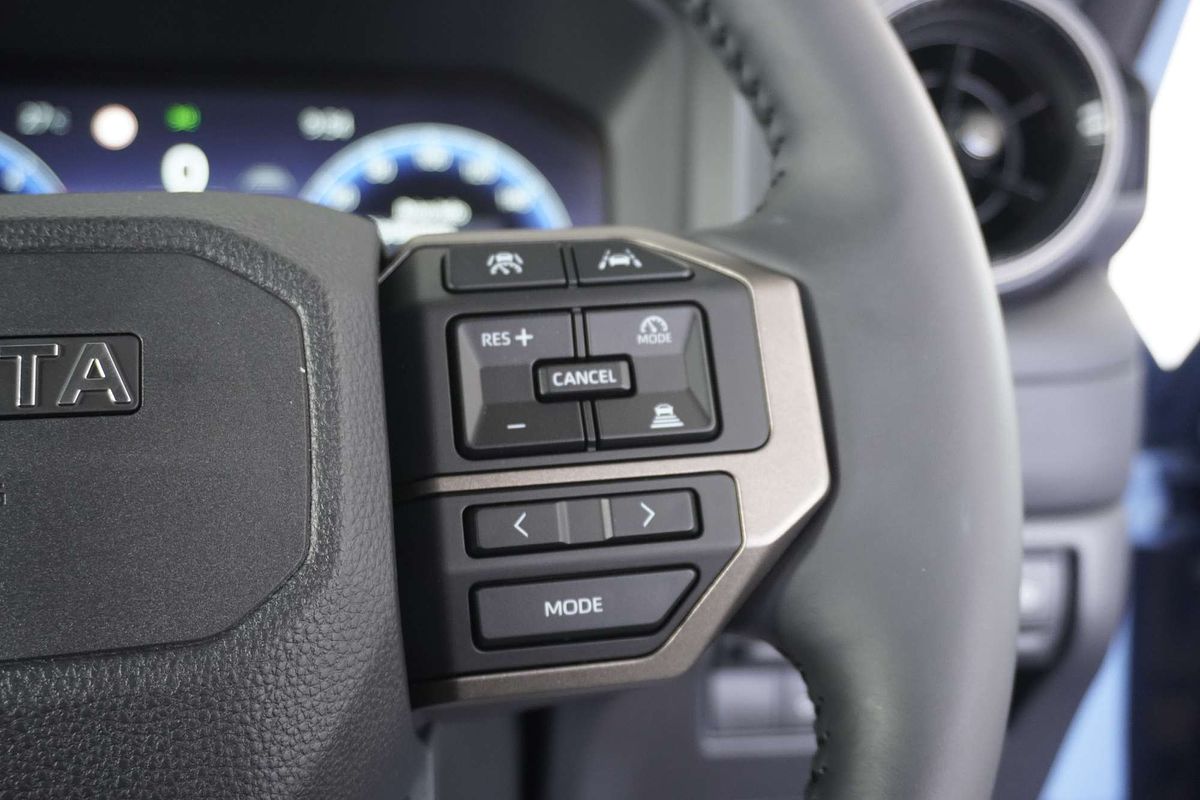 2024 Toyota Landcruiser Prado Altitude GDJ251R