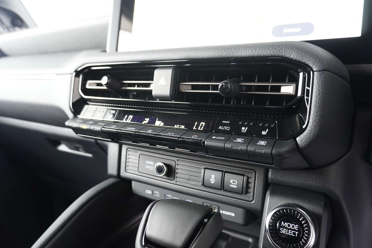 2024 Toyota Landcruiser Prado Altitude GDJ251R