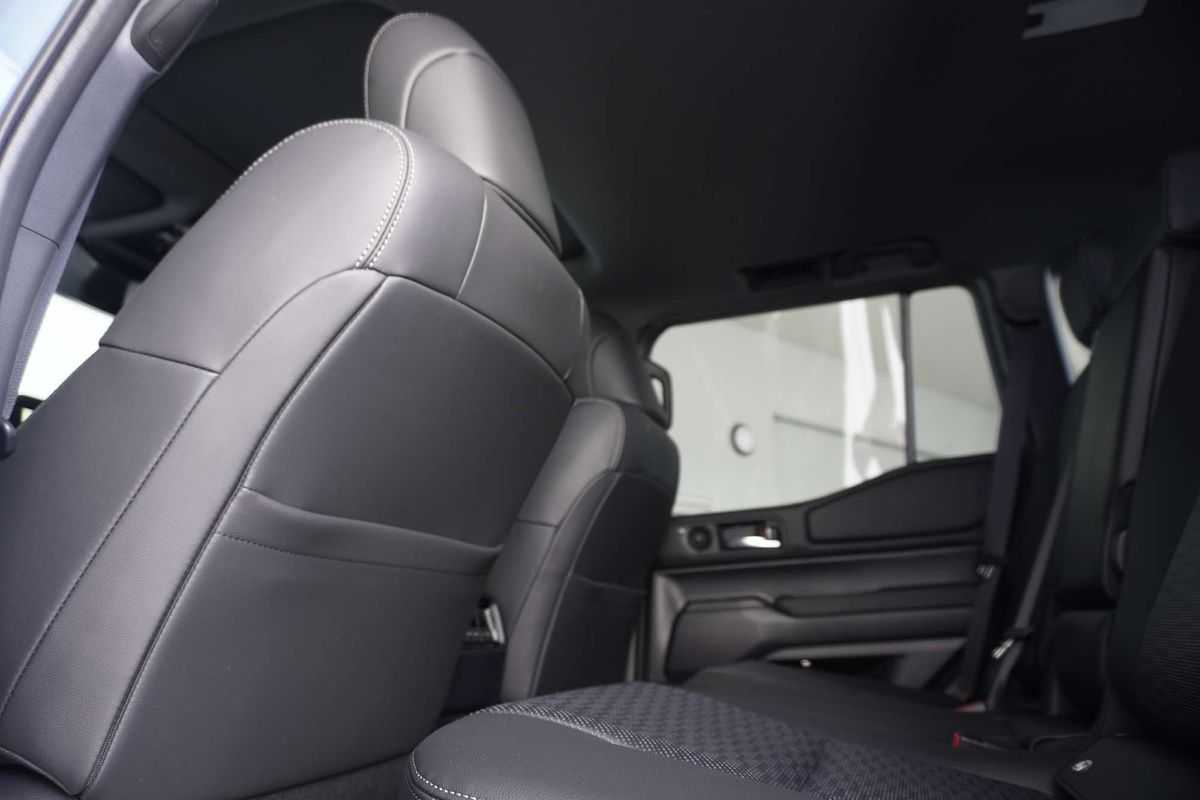 2024 Toyota Landcruiser Prado Altitude GDJ251R