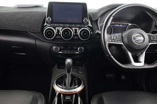 2024 Nissan JUKE ST-L F16
