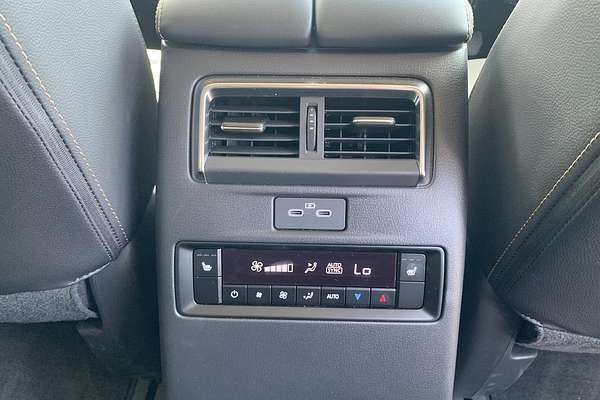 2024 Mazda CX-80 P50e GT KL