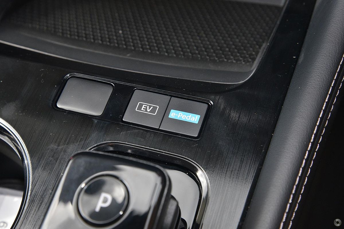 2023 Nissan X-TRAIL ST-L e-POWER T33
