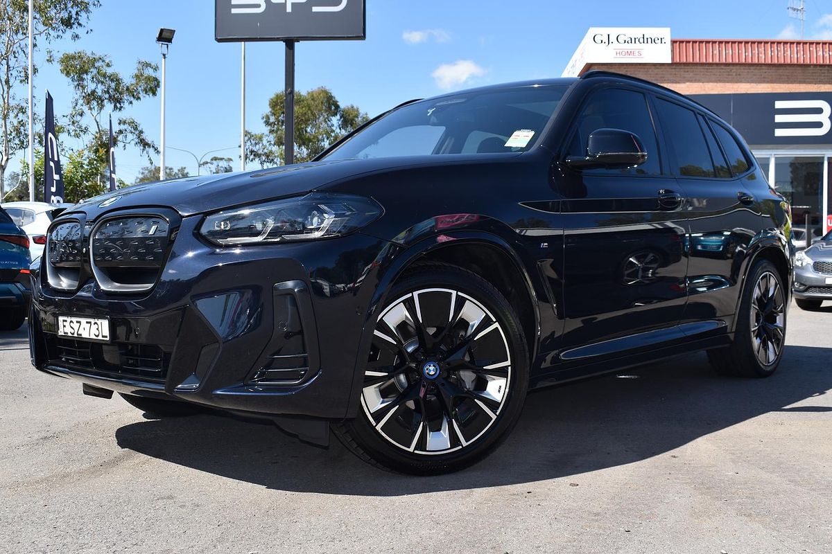 2022 BMW iX3 G08