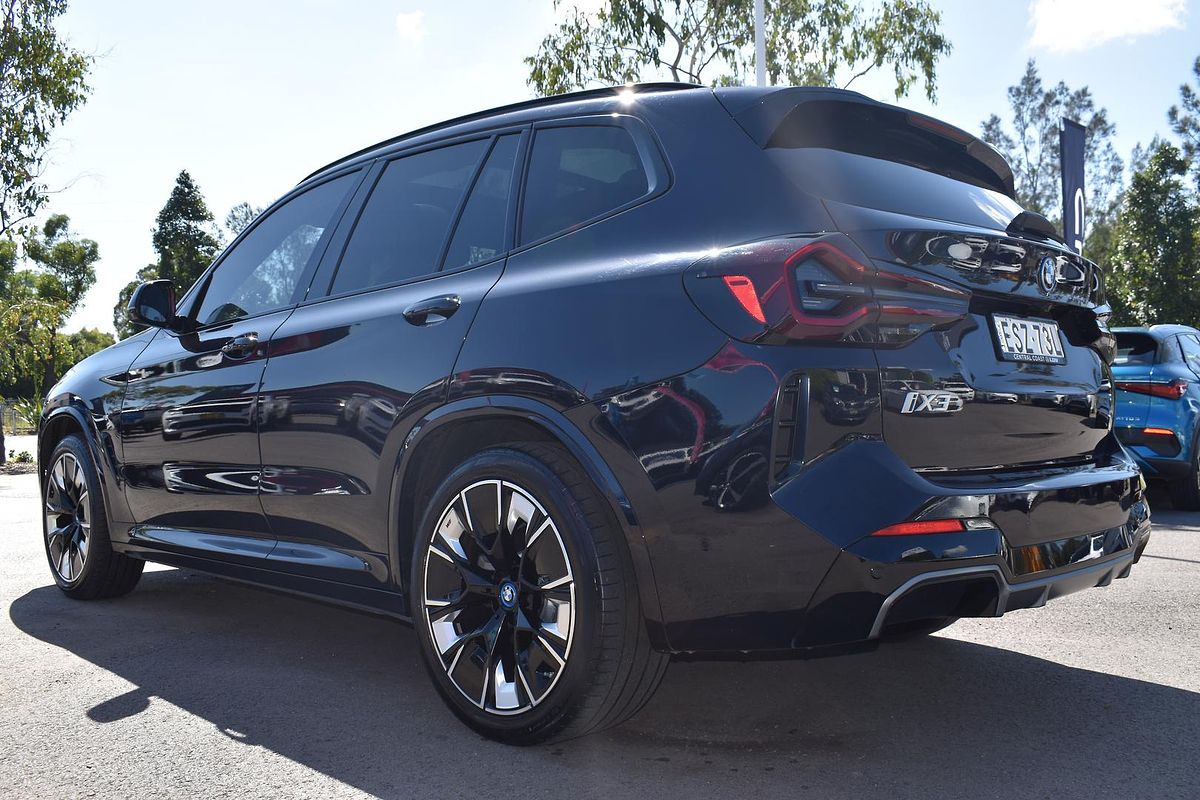 2022 BMW iX3 G08