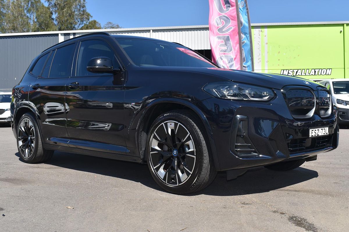 2022 BMW iX3 G08