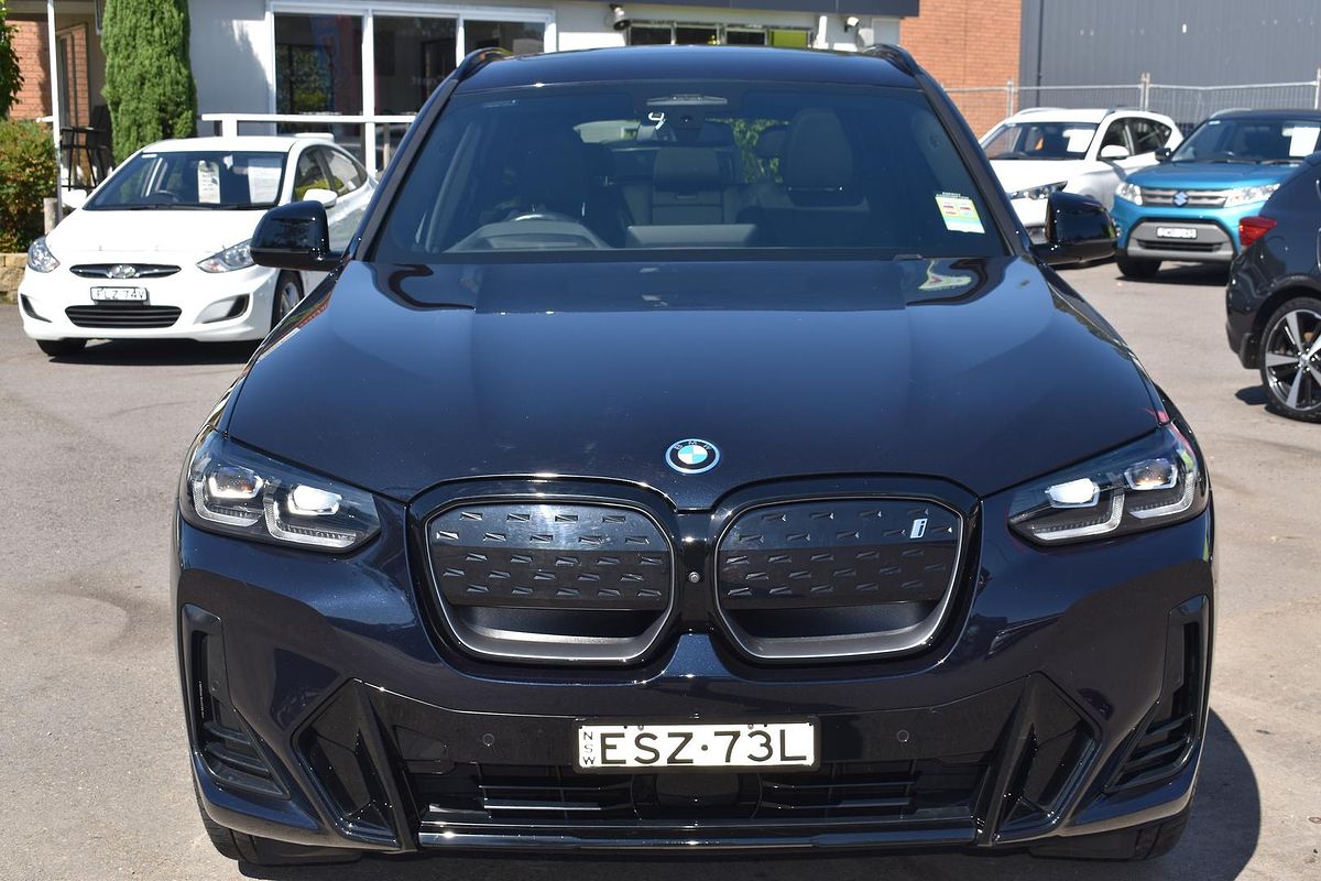 2022 BMW iX3 G08