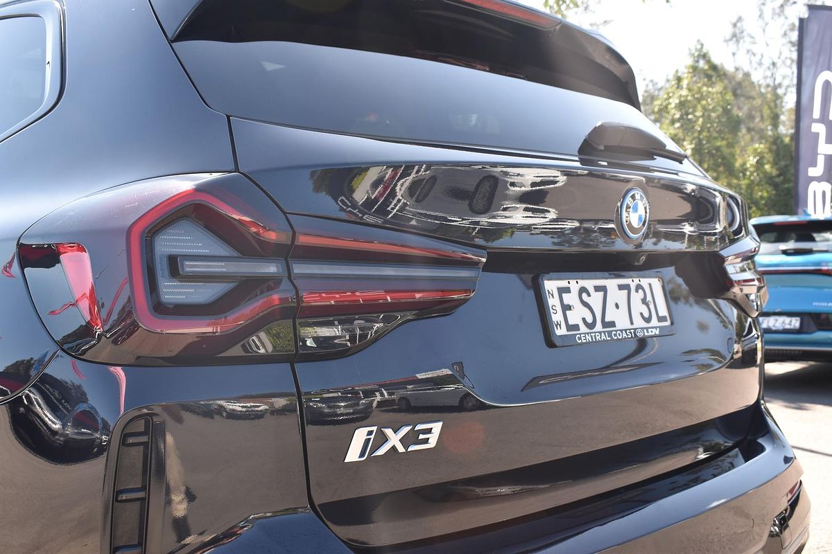 2022 BMW iX3 G08