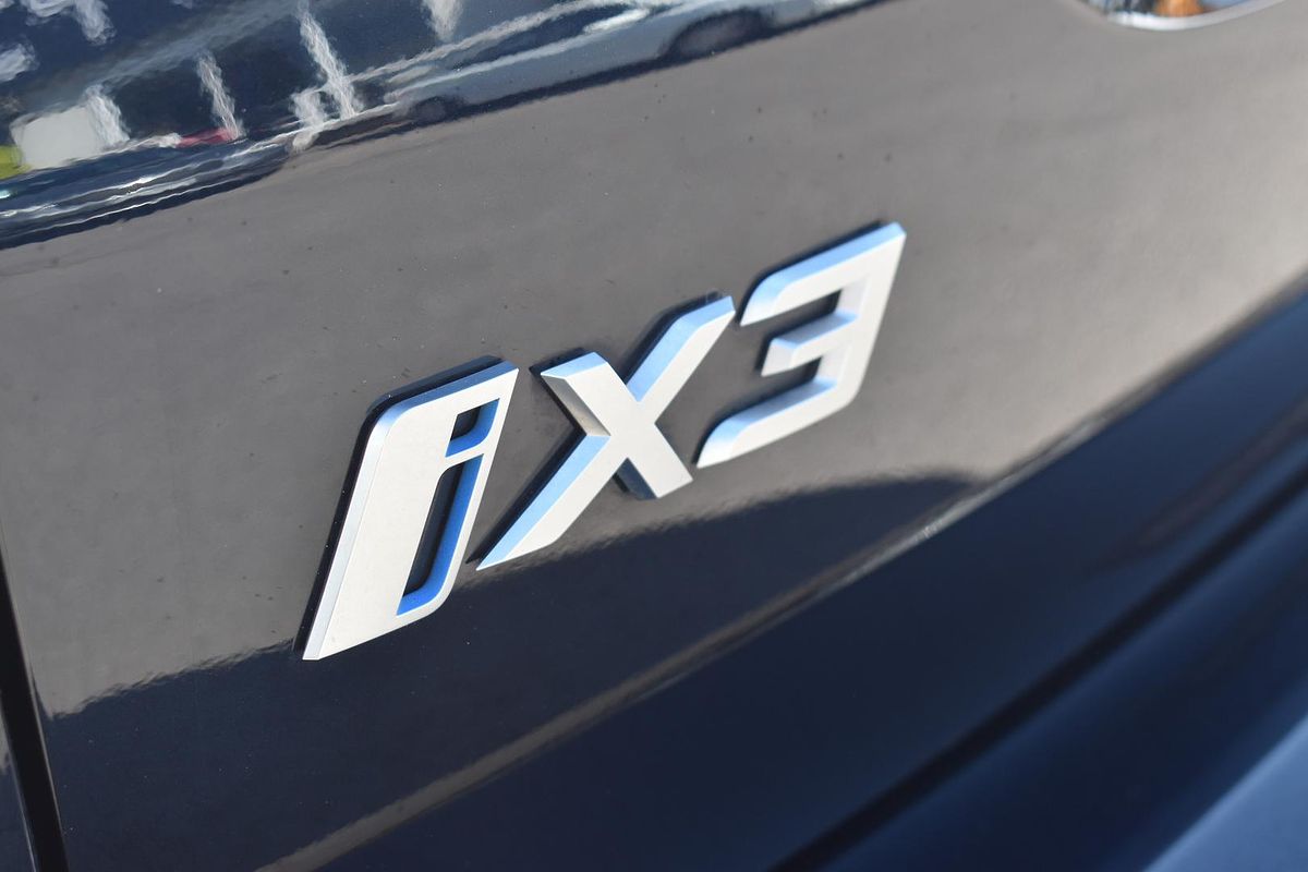 2022 BMW iX3 G08
