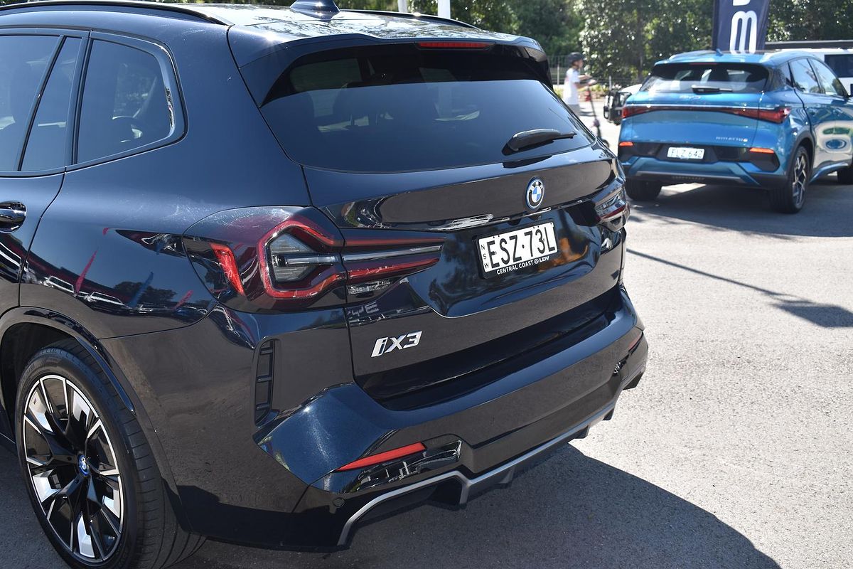 2022 BMW iX3 G08