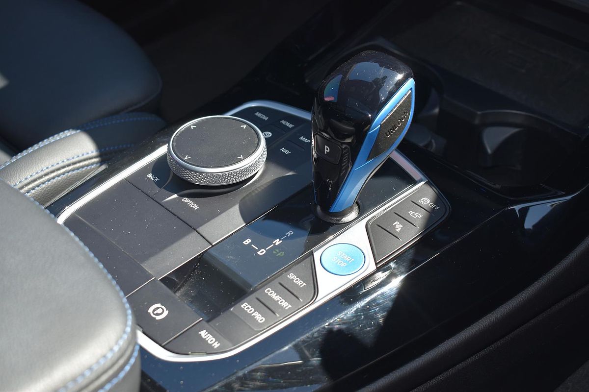 2022 BMW iX3 G08
