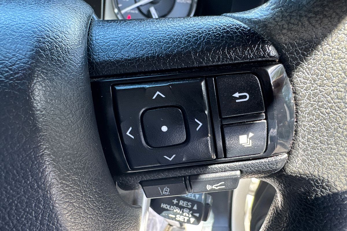 2021 Toyota Hilux SR GUN126R 4X4