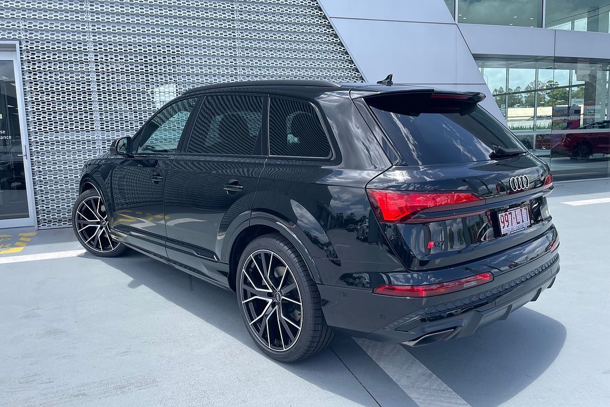 2024 Audi Q7 50 TDI S line 4M