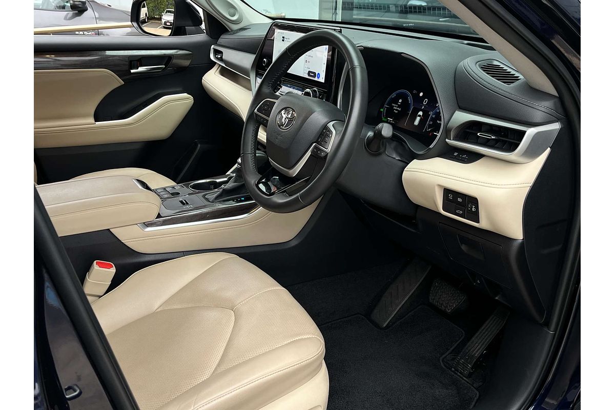 2022 Toyota Kluger Grande AXUH78R