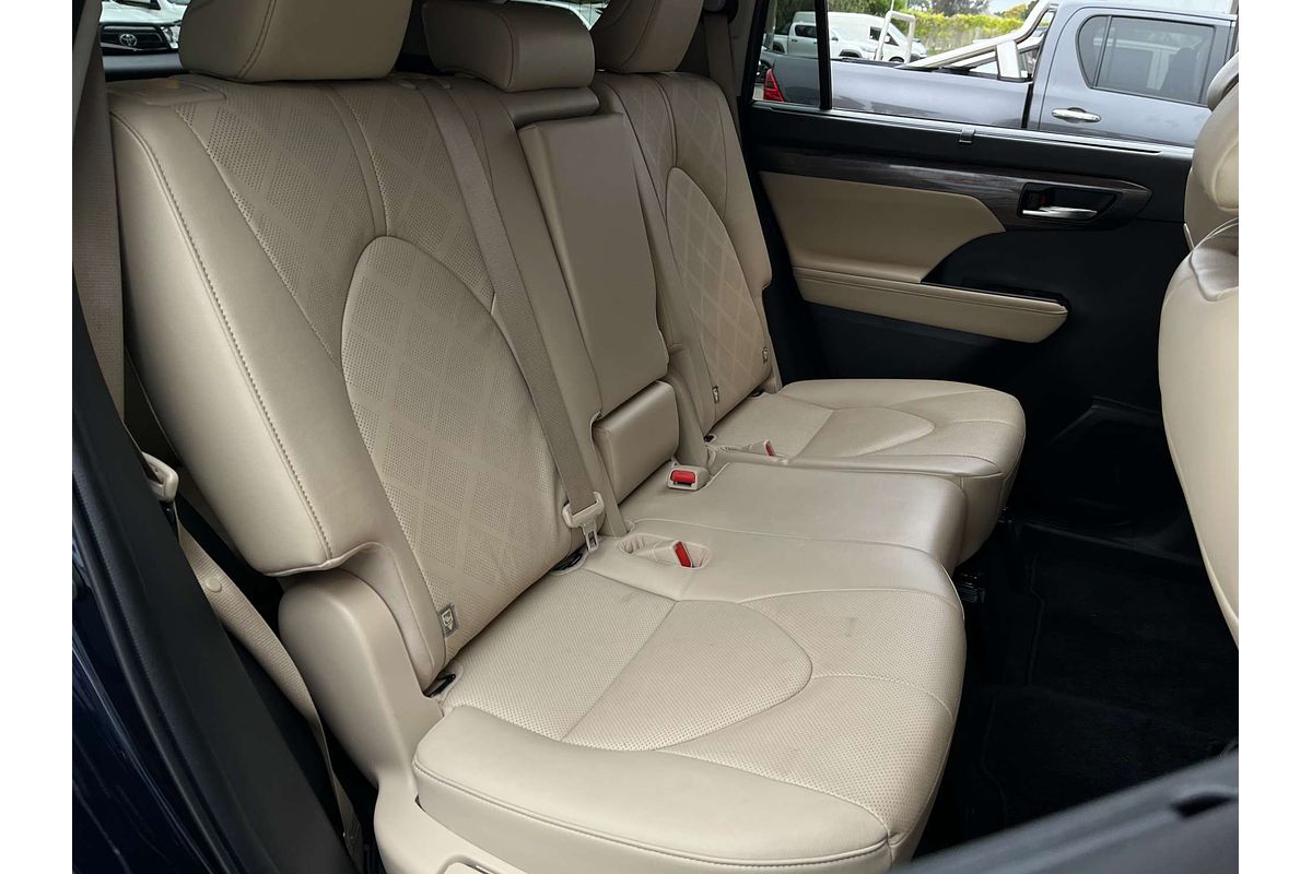 2022 Toyota Kluger Grande AXUH78R
