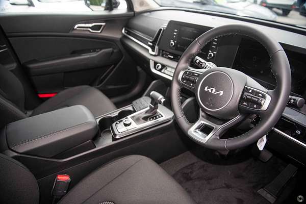 2025 Kia Sportage S NQ5