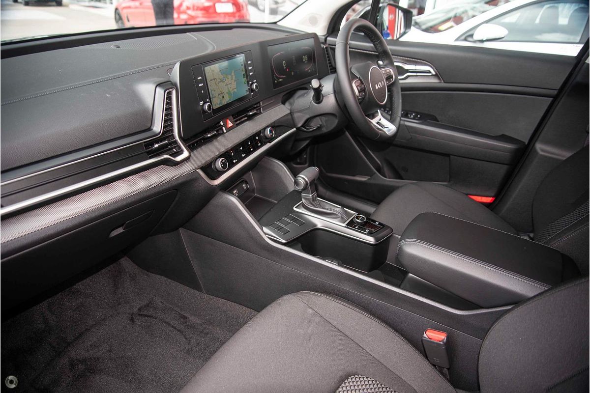 2025 Kia Sportage S NQ5