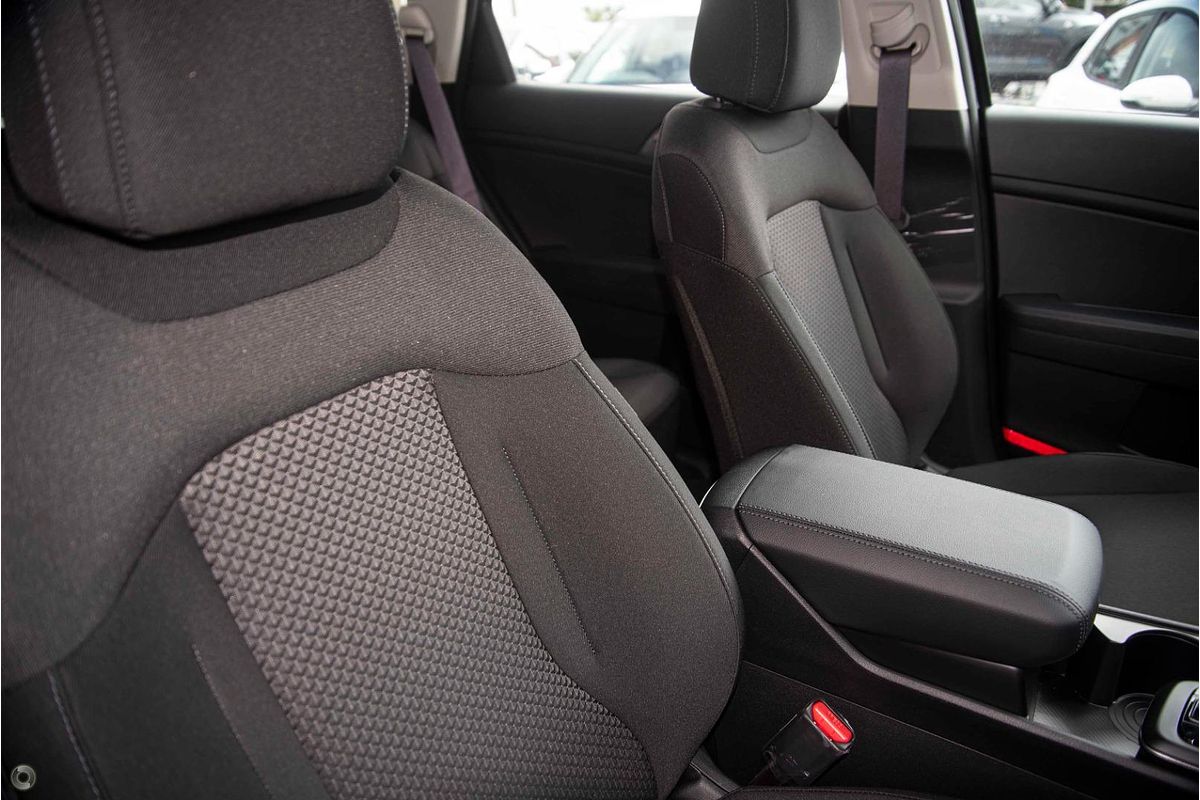 2025 Kia Sportage S NQ5