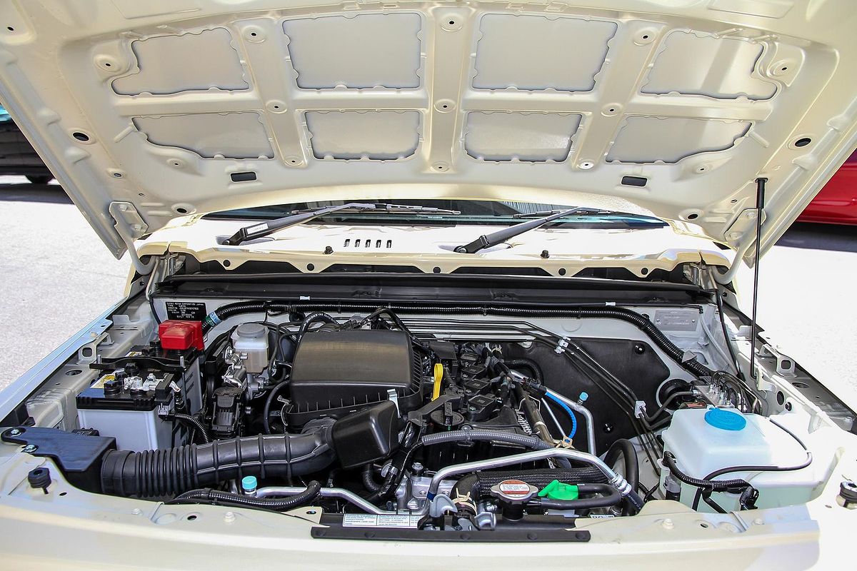 2025 Suzuki Jimny GLX GJ