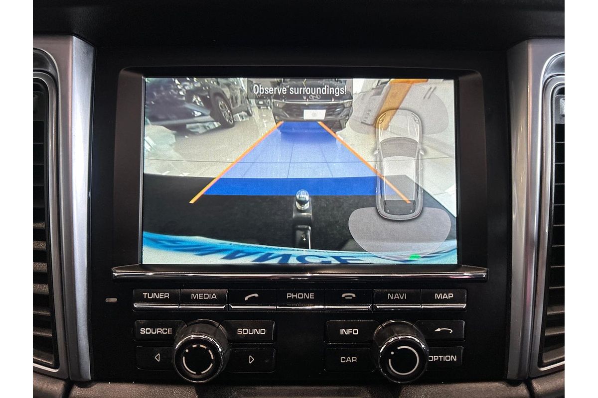 2015 Porsche Macan Turbo 95B