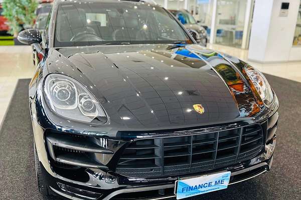 2015 Porsche Macan Turbo 95B