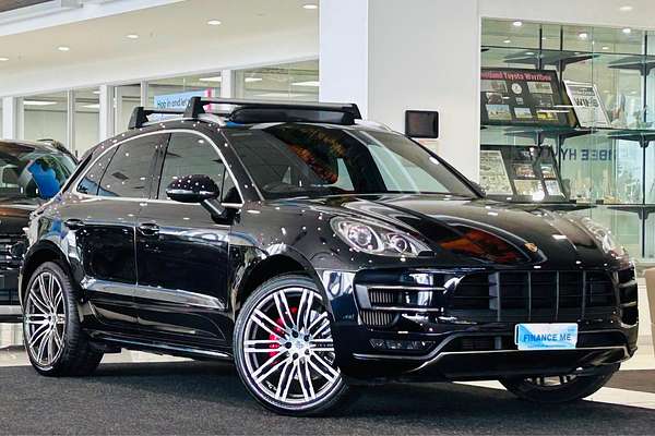 2015 Porsche Macan Turbo 95B