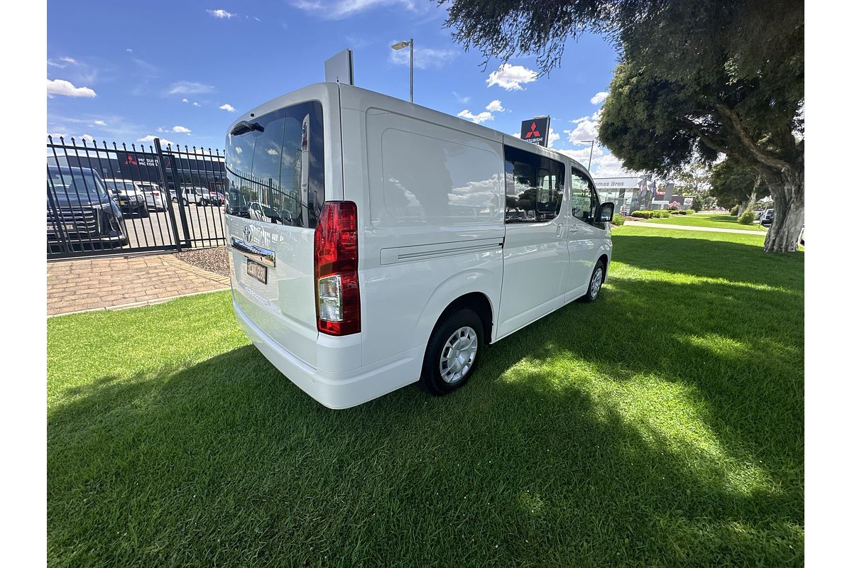 2022 Toyota Hiace GDH300R LWB