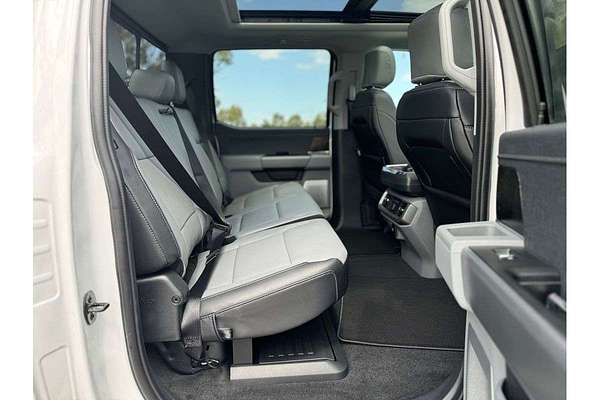 2023 Ford F-150 Lariat 4X4 LWB