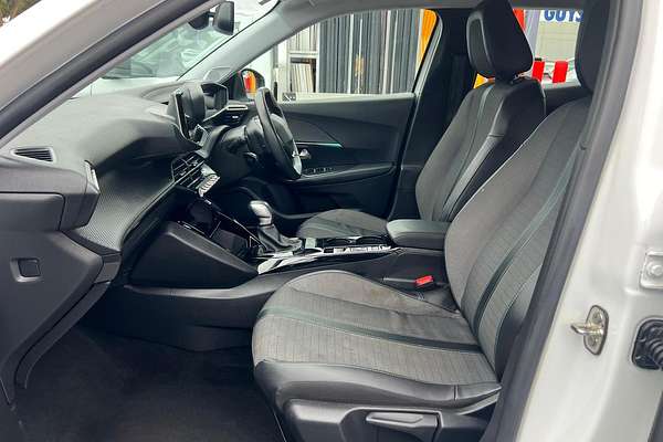 2021 Peugeot 2008 Allure P24